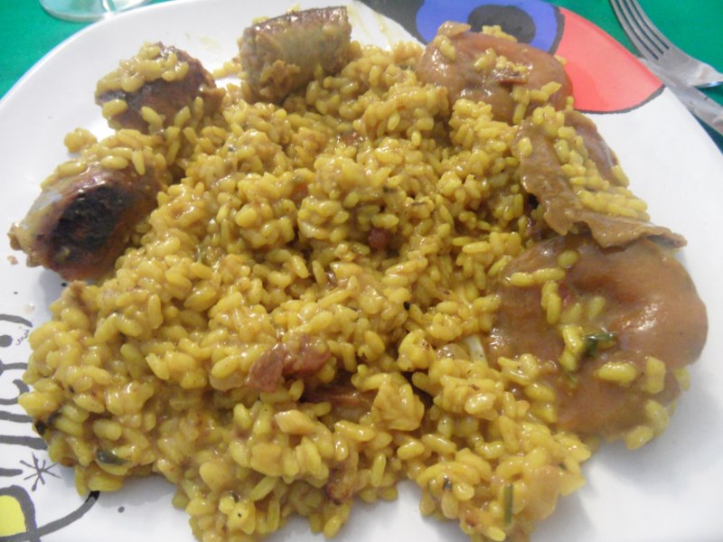 Cocina 3 Generaciones PAELLA DE BUTIFARRA Y BOLETS